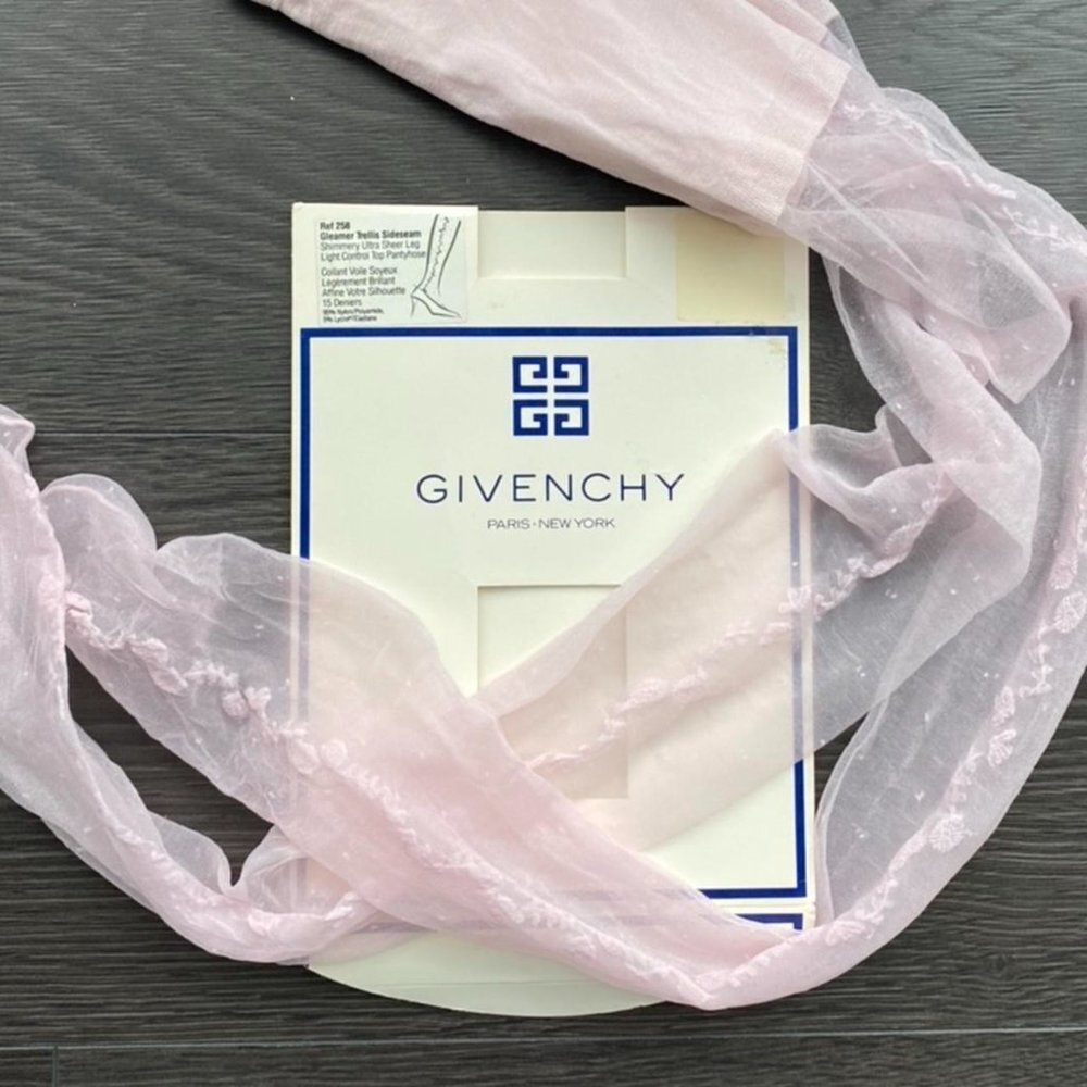Vintage Givenchy Sheer Tights Pink Deadstock NWT Coquette Balletcore Sz S‎ - Picture 2 of 4